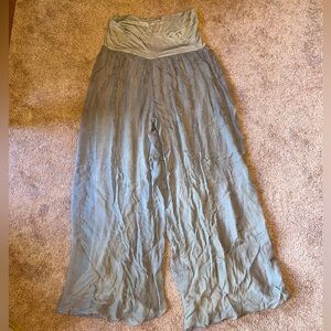 Beautiful silk, grey, flowy pants.